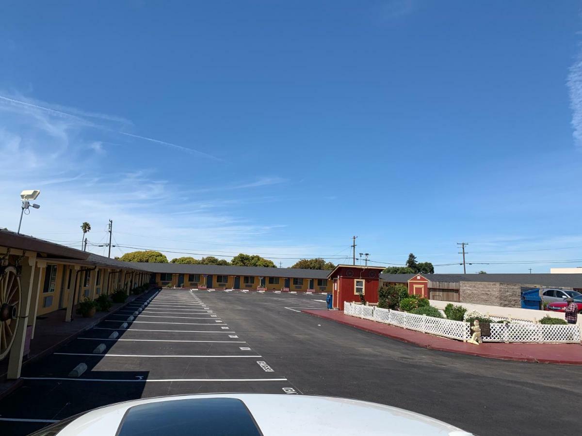 Wagon Wheel Motel Salinas Exteriér fotografie