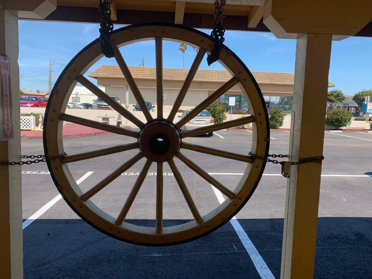Wagon Wheel Motel Salinas Exteriér fotografie